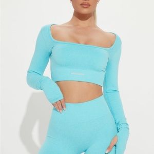 long sleeve workout top